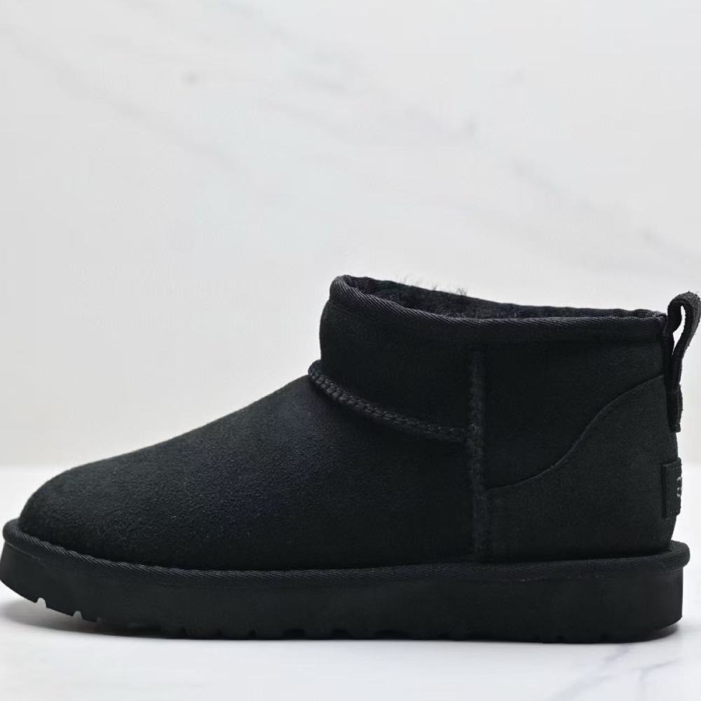 UGG Classic Ultra mini