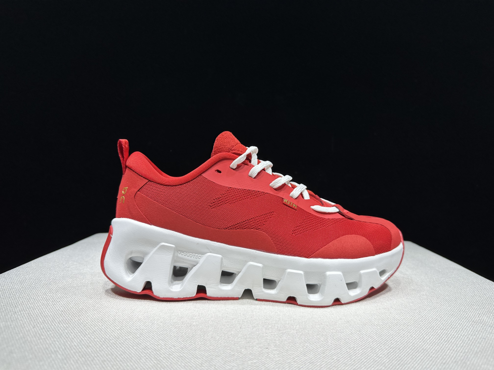 On KITH K-Tech 1