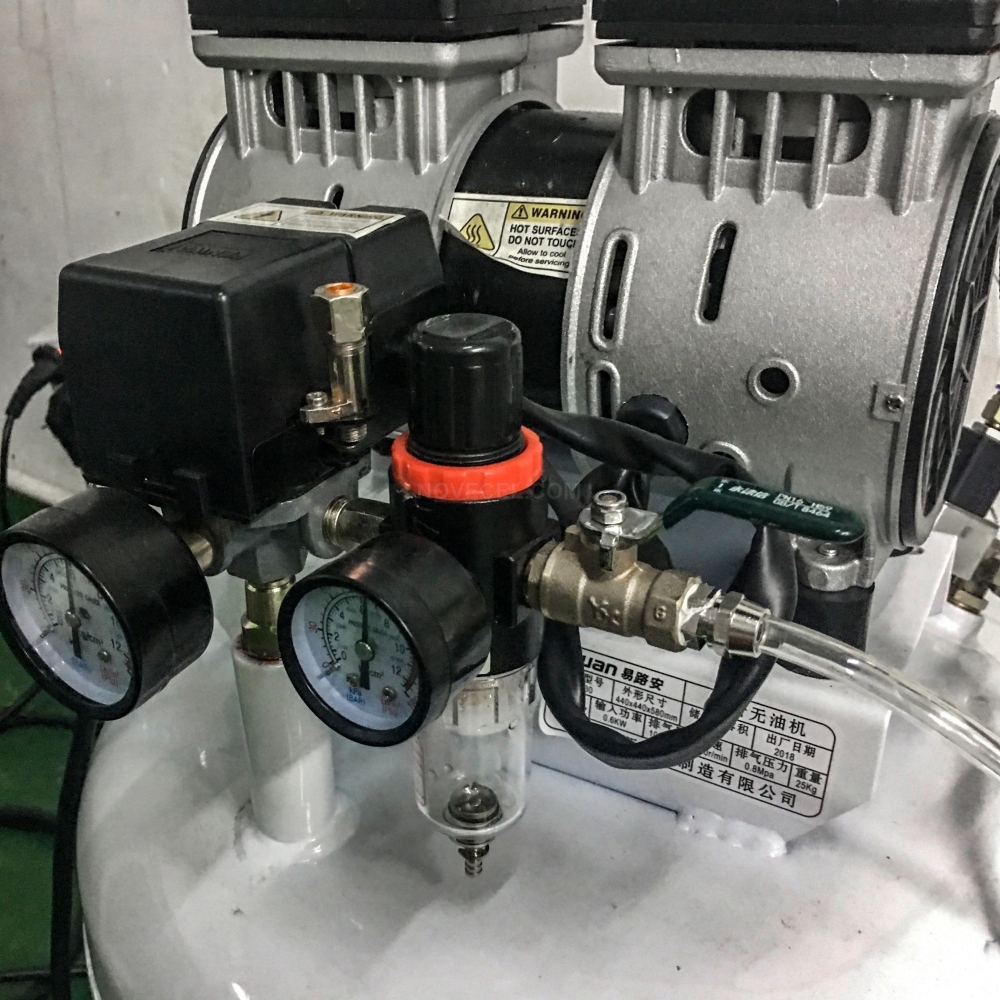 CP01 220v 600W Mute Air Compressor High Quality Machine 45L/MIN