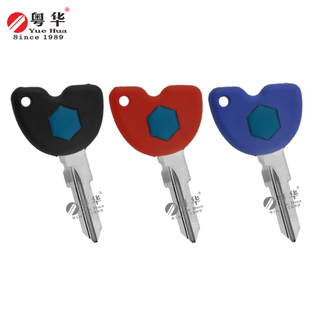 Suitable for Piaggio Motorcycles Piaggio 004 Right Double Medley Rubber Head Motorcycle Key Copper Key Blank