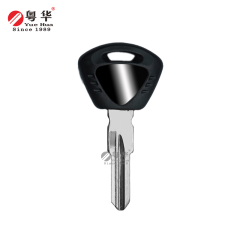 Suitable for Triumph motorcycle keys, Universal Triumph 001 Right Double TRIUMPH 675/1050/T100/T900