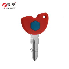 Suitable for Piaggio Motorcycles Piaggio 004 Right Double Medley Rubber Head Motorcycle Key Copper Key Blank