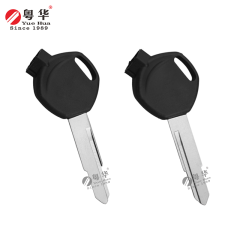 适用于武阳摩托车钥匙，武阳SKS磁性短款左/右单钥匙，厚度2.2mm，塑料头摩托车钥匙坯，带磁珠和塑料薄膜