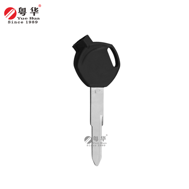 Suitable for Honda motorcycle keys, Honda magnetic bead motorcycle-P2 rubber head key blank, copper key blank with magnetic bead and film