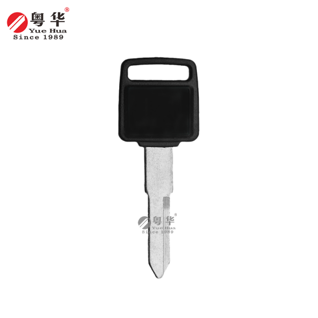 Suitable for Honda motorcycle keys. Honda 026 left single slot key blank. Copper material motorcycle key blank. Locksmith consumable.