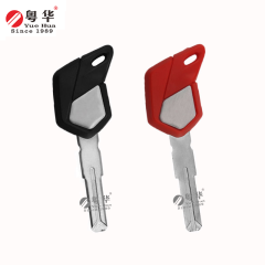 适用于 MV Agusta 摩托车钥匙 MV Agusta 004 右侧双槽钥匙，黑色和红色可选 MV800/F3/F4/750/920/1000 摩托车钥匙坯 锁匠用品