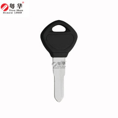 适用于钱江摩托车钥匙。钱江左右单槽铜合金钥匙坯（橡胶材质）。乐华钥匙及锁匠耗材。