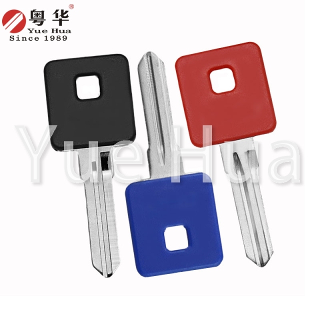 Suitable for US Harley motorcycle keys US Harley 004 left double groove motorcycle key blank black red blue three colors available