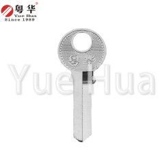 Around the middle of the third ring; Third ring key blank; Civilian brass key; Padlock key blank; Thickness 1.5; Hanging key