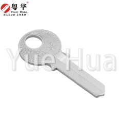 Around the middle of the third ring; Third ring key blank; Civilian brass key; Padlock key blank; Thickness 1.5; Hanging key