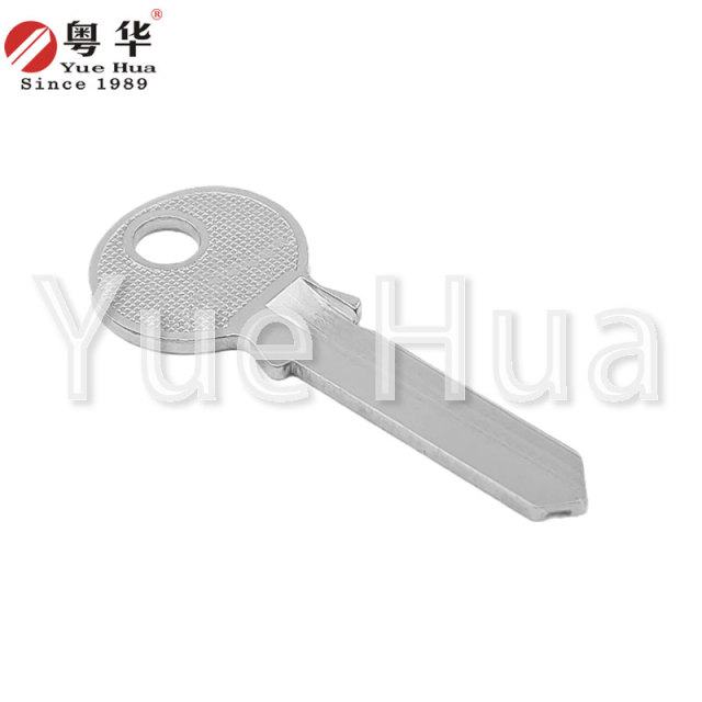 About 3 rings long, padlock key blank, brass material, 1.8mm thick key blank, padlock key