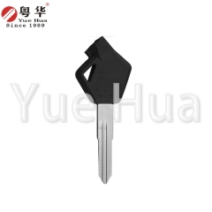 适用于铃木摩托车钥匙；铃木磁珠摩托车短款左右双槽钥匙坯；摩托车钥匙坯；锁匠耗材；含磁珠和磁膜