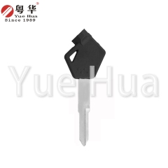 适用于铃木摩托车钥匙；铃木 UY 型左双槽钥匙；摩托车钥匙坯；锁匠耗材；带磁珠和薄膜。