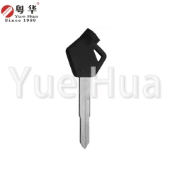 适用于铃木摩托车钥匙；铃木磁珠摩托车左双槽长钥匙坯；摩托车钥匙坯；锁匠耗材；带磁珠和薄膜