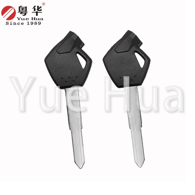 Suitable for Suzuki motorcycle keys Suzuki 024 left and right single groove Suzuki Qingqi UY125T-A/UU125T2/UE15 motorcycle key blank with magnetic beads and film