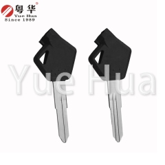 适用于铃木摩托车钥匙；铃木磁珠摩托车短款左右双槽钥匙坯；摩托车钥匙坯；锁匠耗材；含磁珠和磁膜