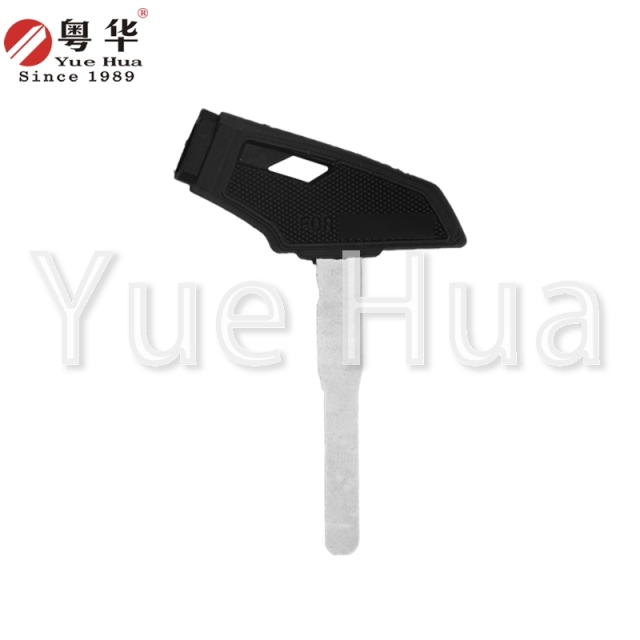 Suitable for Yamaha motorcycle keys Yamaha 026 flat key New R15 rubber square head key blank Motorcycle key blank Locksmith consumables