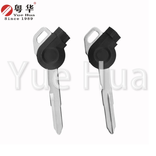 Suitable for Yamaha motorcycle keys with magnetic M3 (gourd-shaped) left double groove/right single groove,Cygnus X 125/LH125T-C,motorcycle key blank,with magnetic beads and film.