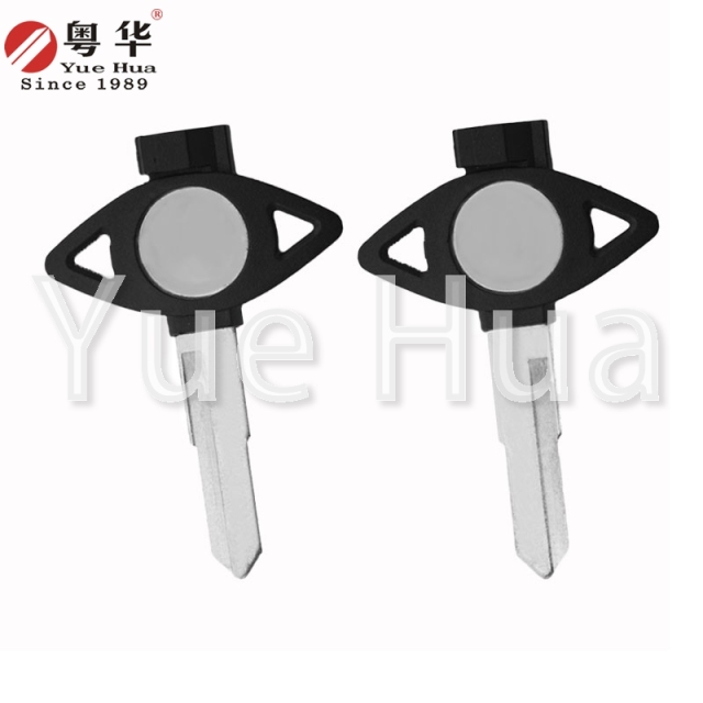 Suitable for Yamaha motorcycle keys, short Yamaha with magnetic left and right single groove,motorcycle key blank, copper key blank with magnetic beads and plastic film.