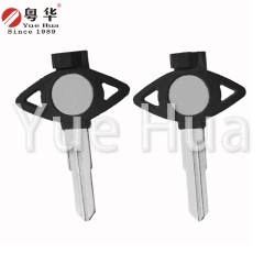 Suitable for Yamaha motorcycle keys, short Yamaha with magnetic left and right double groove,motorcycle key blank, copper key blank with magnetic beads and plastic film.
