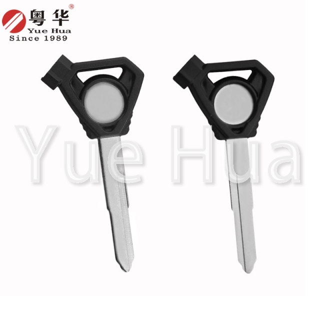 Suitable for Yamaha motorcycle keys; Triangle Yamaha with magnet single groove; Qiaoge/New Fuxi AS125/Xuying; Motorcycle key blank with magnetic beads and film.