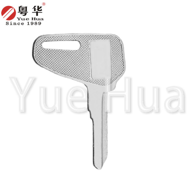 Car key suitable for square handle with locking point single slot excavator loader roller forklift forklift gun Hino