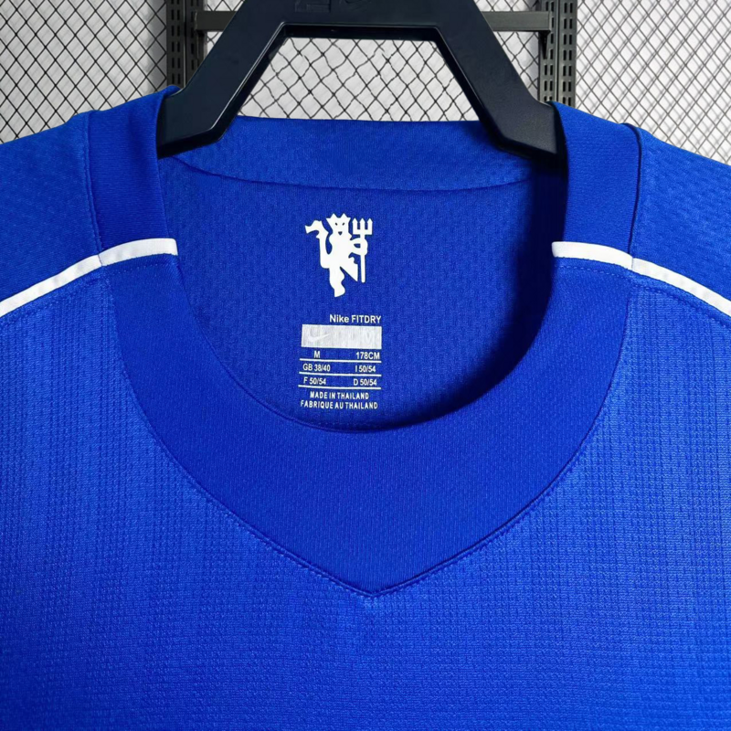 Retro 2007-08 Manchester United blue goalkeeper Football jersey retro