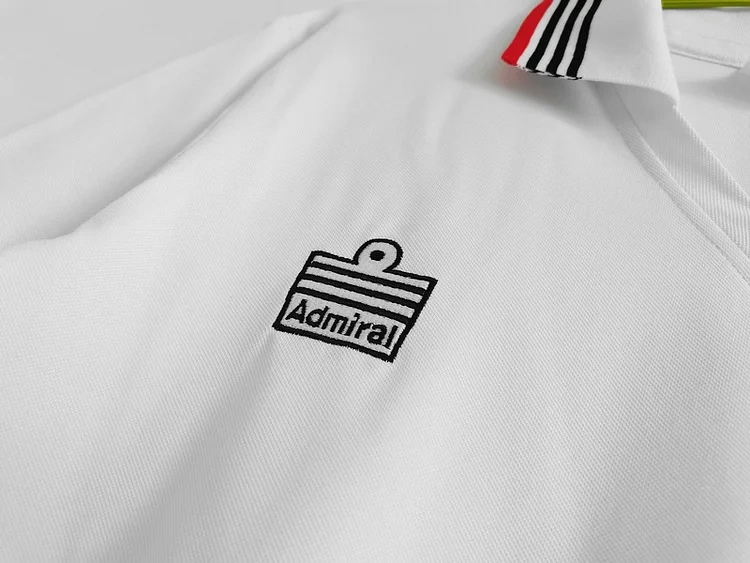 Retro 1975-80 Manchester United Away White Football Shirt