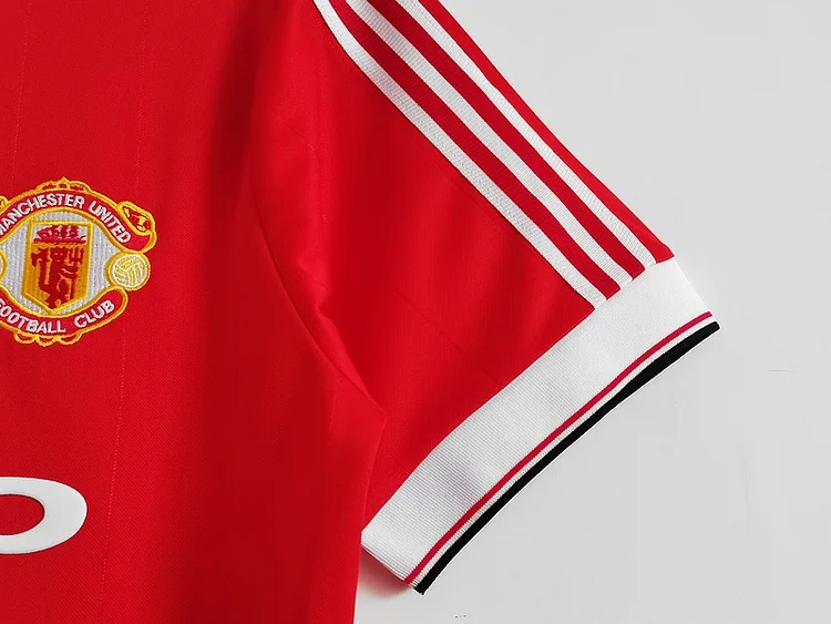 Retro 1983 Manchester United Home Soccer Shirt Jersey