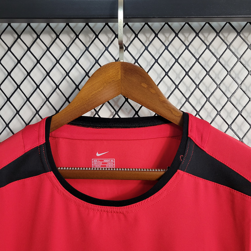 Retro 2002-04 Manchester United home BECKHAM v.NISTELROOY GIGGS KEANE Football jersey retro