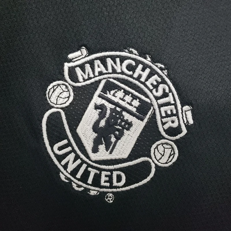 Retro 2001-02 Manchester United Black Football jersey retro