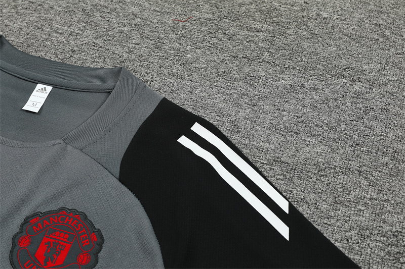 2024-25 Manchester United Dark Gray Short Sleeve Suit