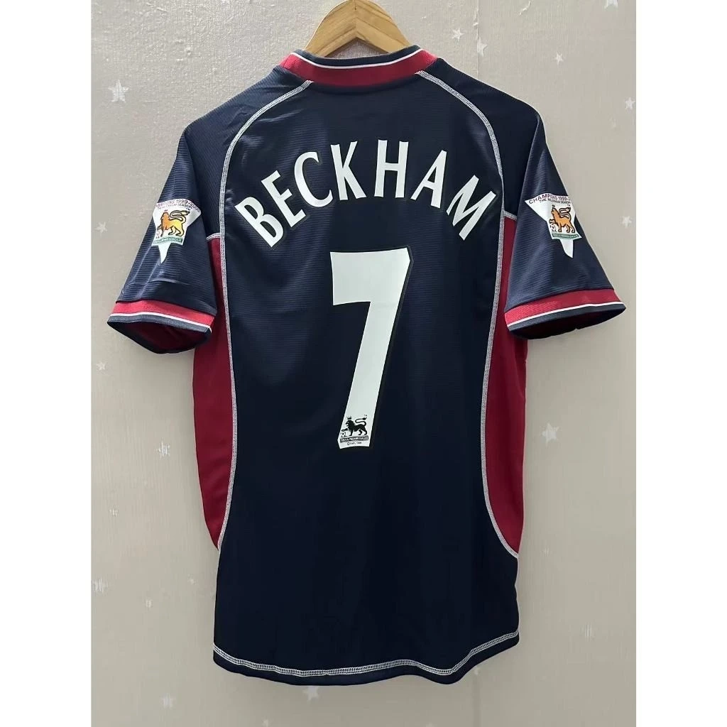 Retro 2000-01 Manchester United 2 Away Football jersey retro