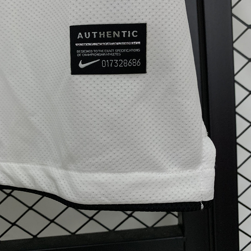Retro 2010-11 Manchester United Away Football jersey retro