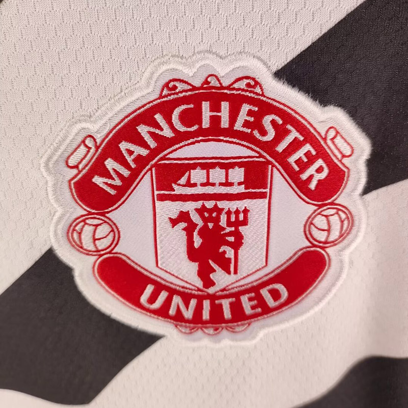 Retro 2020-21 Manchester United 2 Away Football jersey Retro