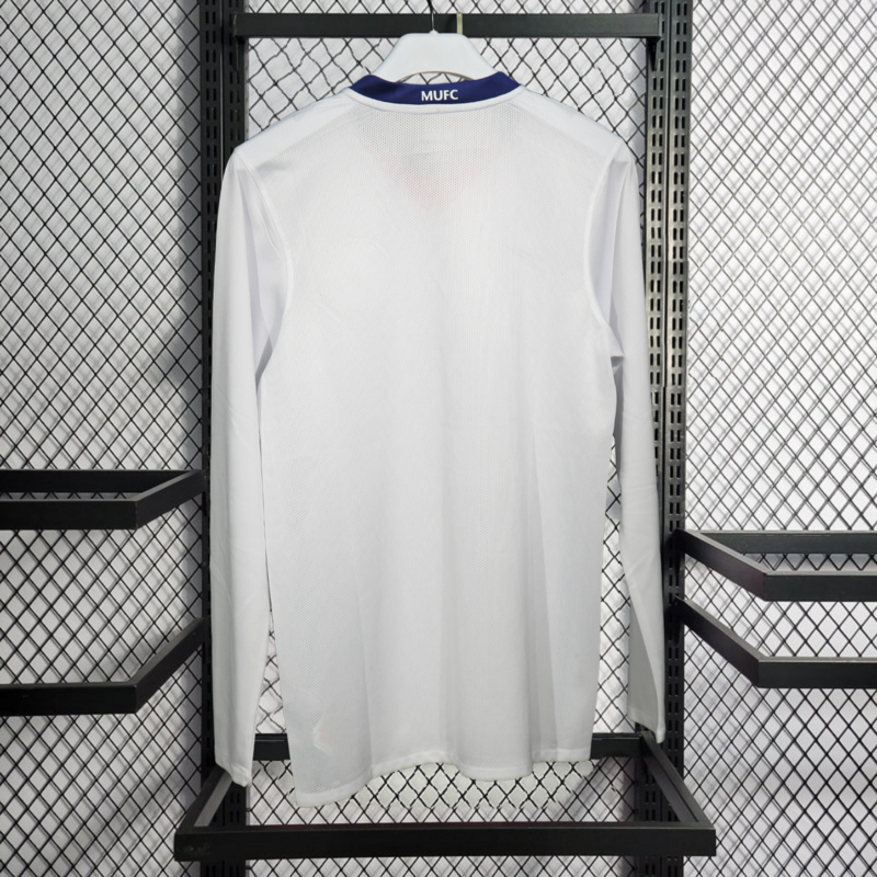 Retro player 2008-09 Manchester United Away Long Sleeves White Football jersey retro