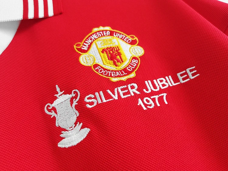 Retro 1977 Manchester United Home Soccer Shirt