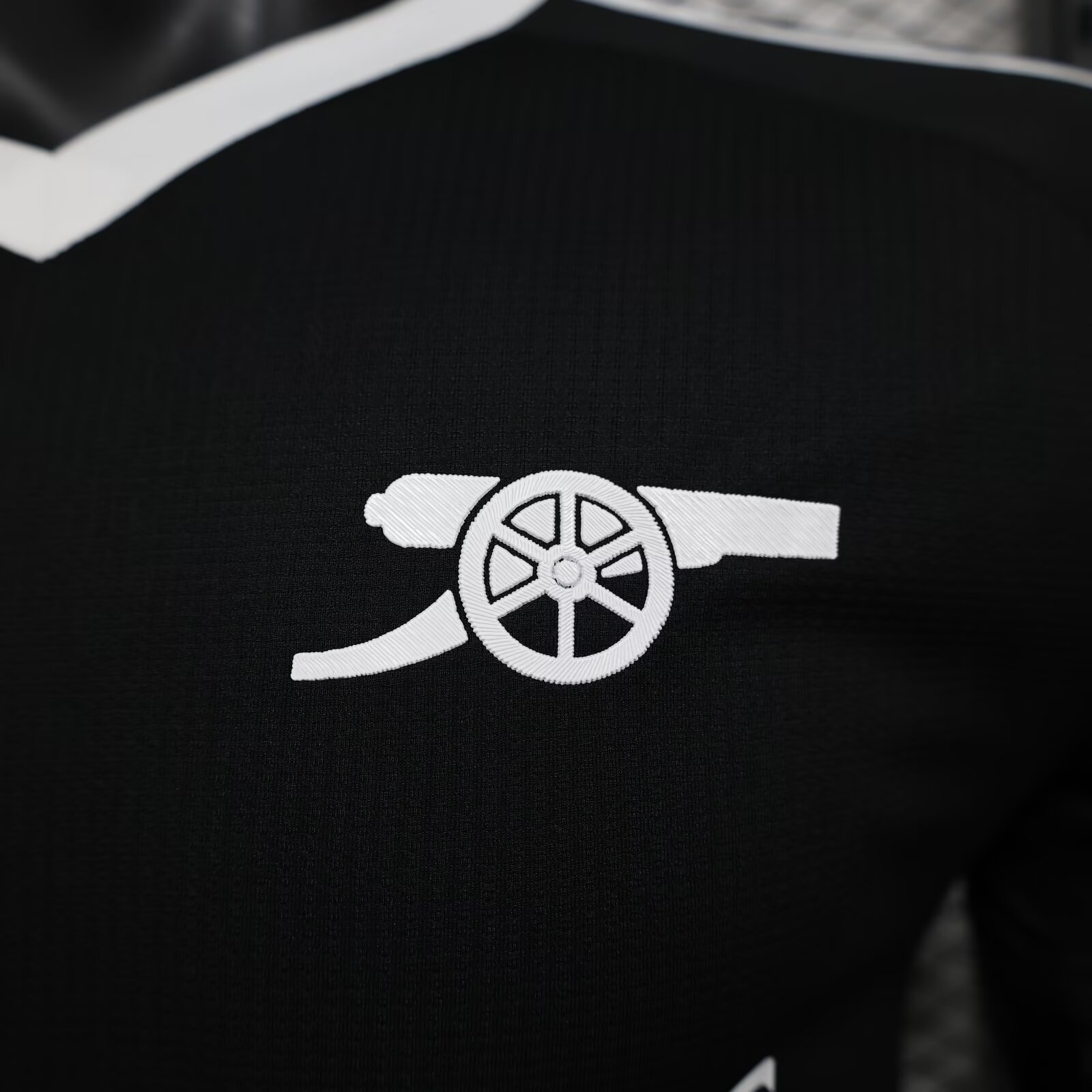 Player 2024-25 Arsenal Goalkeeper football jersey