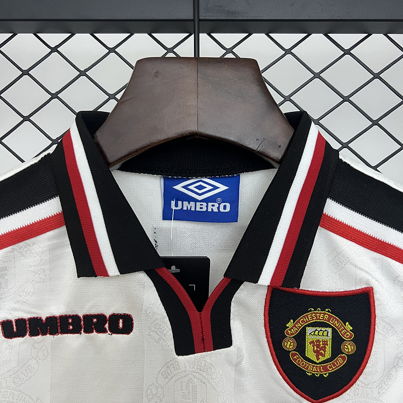 Retro KIDS 1997-99 KIDS Manchester United Commemorative Edition BECKHAM GIGGS KEANE SHERINGHAM Football jersey retro