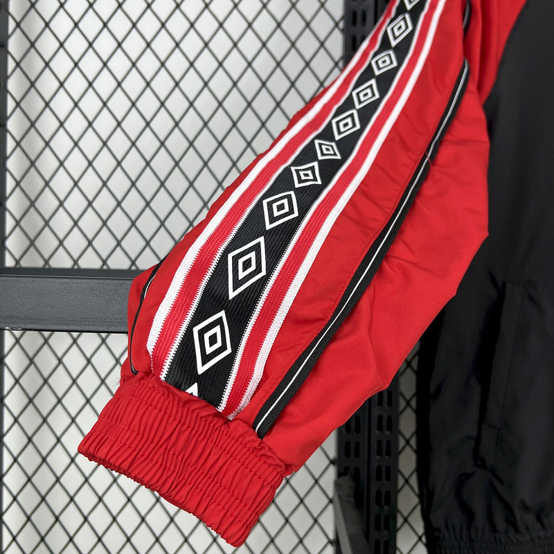 Player 1998-99 Manchester United Windbreaker