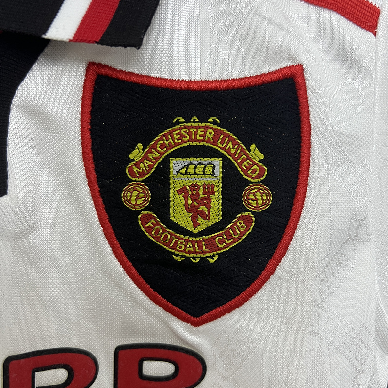 Retro KIDS 1997-99 KIDS Manchester United Commemorative Edition BECKHAM GIGGS KEANE SHERINGHAM Football jersey retro