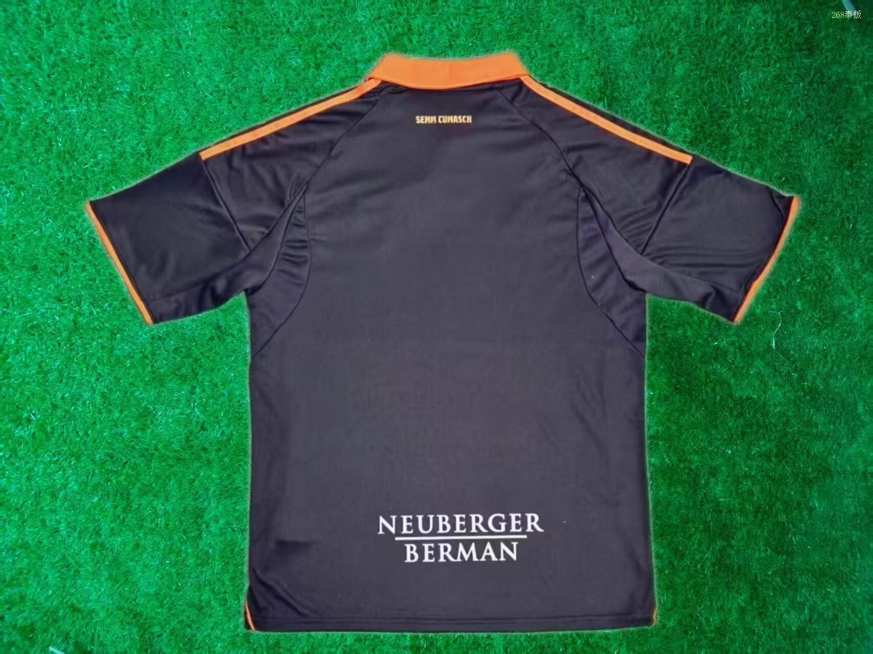25/26 Como's second away jersey