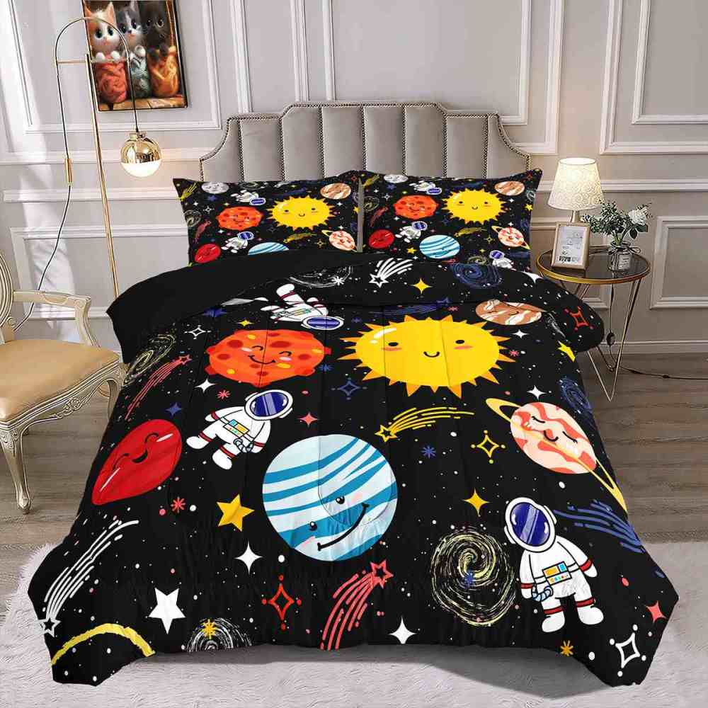 Cute Astronaut & Smiling Planets Kids Comforter Set | CozyLil