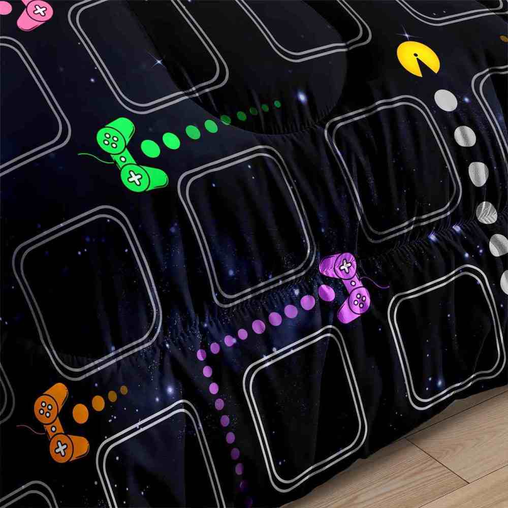 Retro Arcade Grid Game World Comforter Set for Kids & Teens | CozyLil
