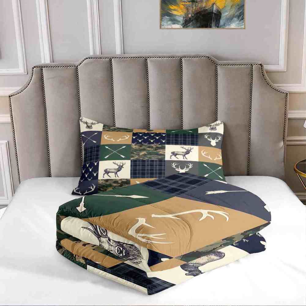 Patchwork Plaid Deer & Camo Comforter Set | Boys Room Bedding | CozyLil