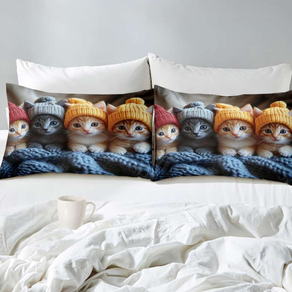 Winter Beanie Kittens Comforter Set Kids Bedroom Bedding | CozyLil