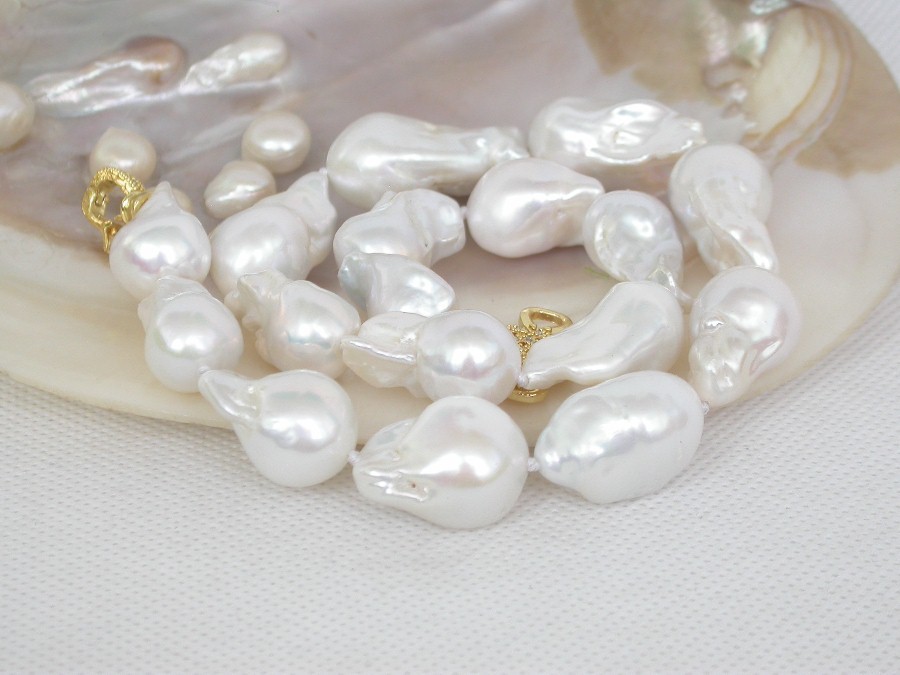AAA Luster natural  17.5" 28mm baroque white Reborn keshi pearls necklace