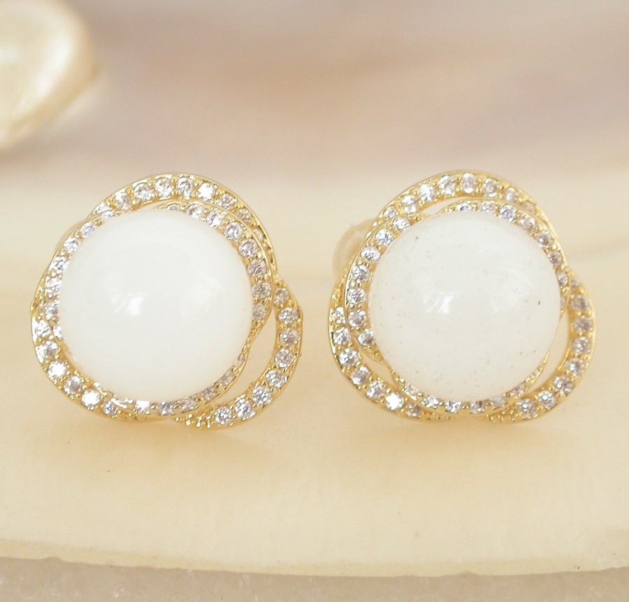 AAAA natural Studs 15mm round white jade beads Earrings 925sc post c2192