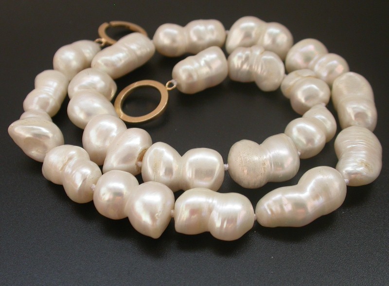 natural 18" 20mm Baroque twins white freshwater pearls necklace Rolled gold c1613