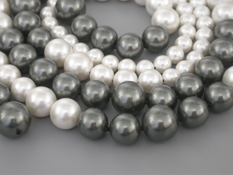 AAA Long Graduated 47" 12mm round white black south sea shell pearls necklace c1625
